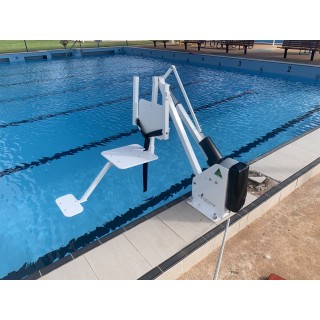 KINGFISHER POOL ACCESS SEAT